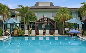 Island House Resort Hotel