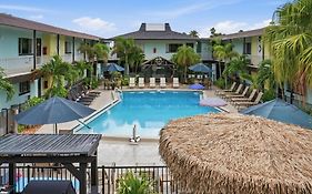 Island House Resort Hotel